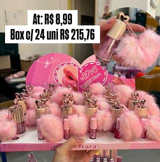 Lip gloss pompom coração bobbi rara (cores variadas)