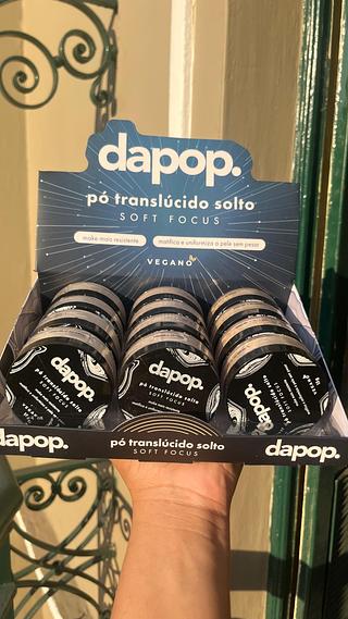 Pó translùcido solto